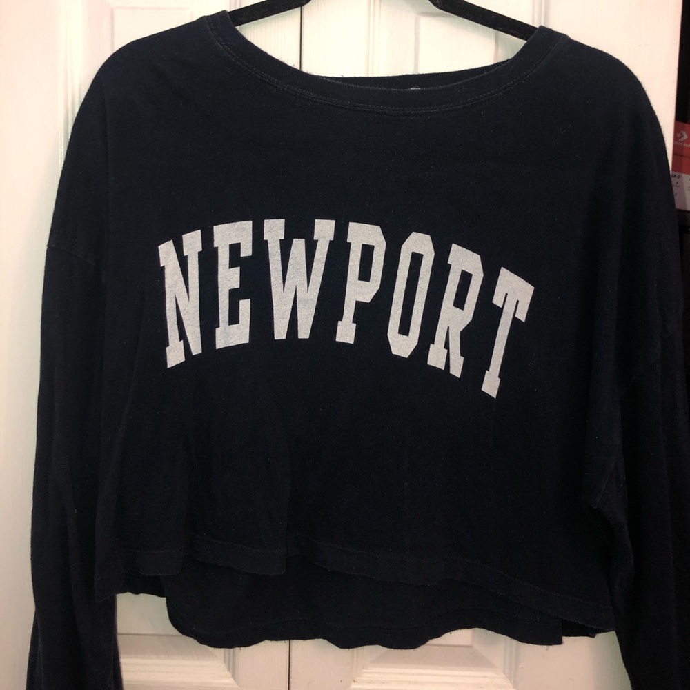 Brandy Melville “Newport” Crop Top